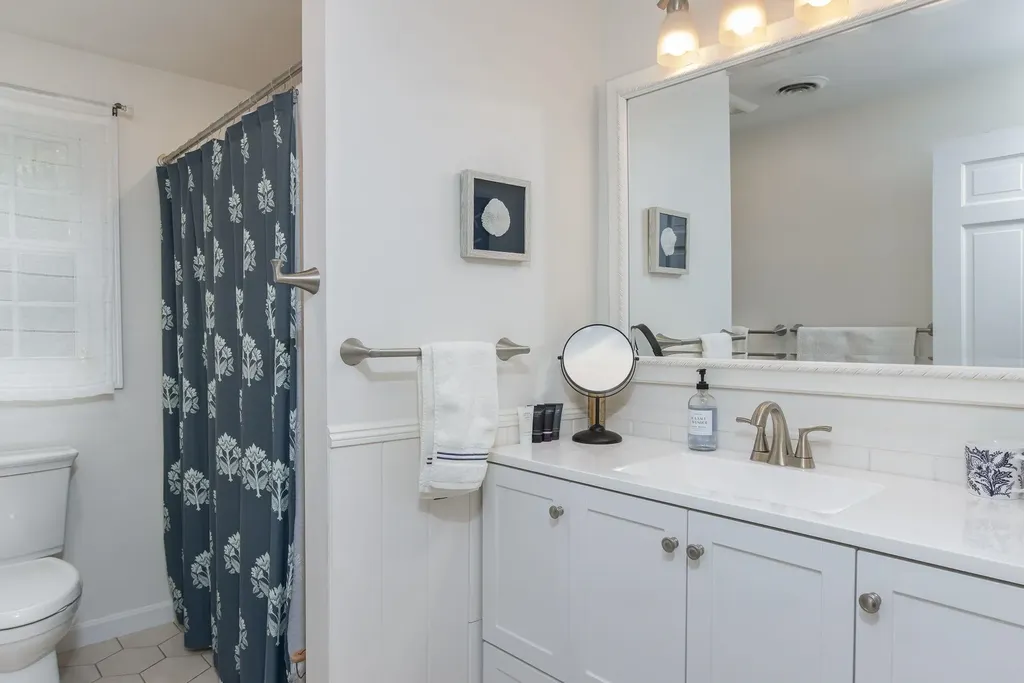 10 Greenbriar Lane Amherst NH 03031