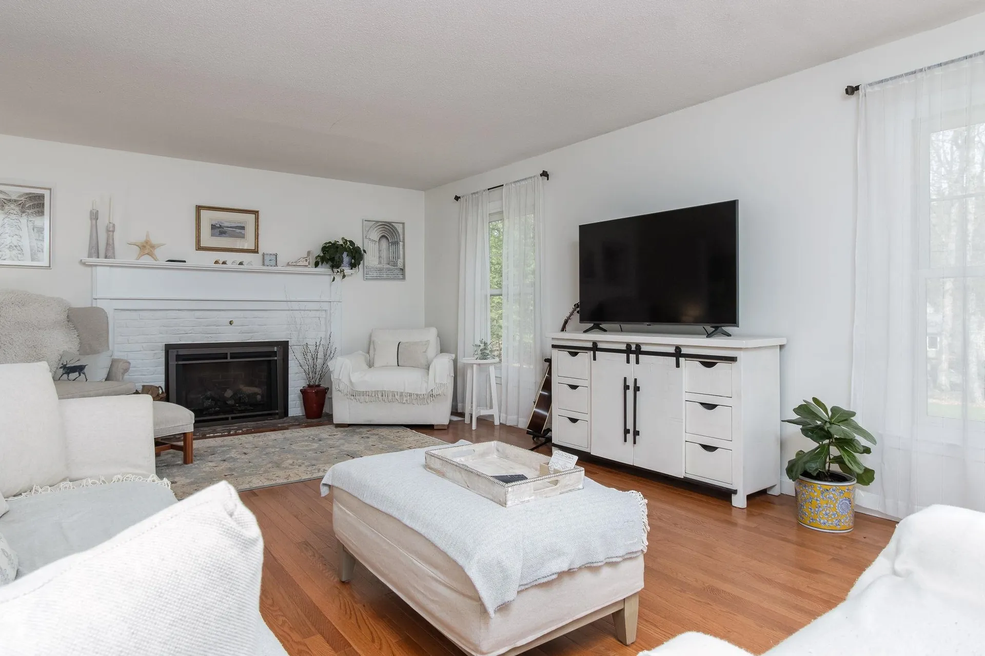 10 Greenbriar Lane Amherst NH 03031