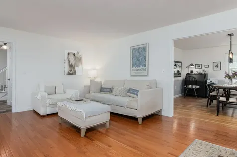 10 Greenbriar Lane Amherst NH 03031