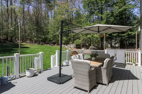 10 Greenbriar Lane Amherst NH 03031