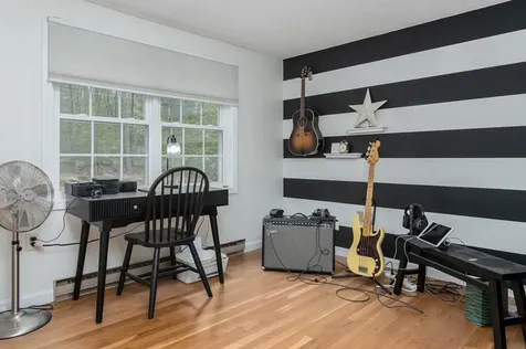 10 Greenbriar Lane Amherst NH 03031