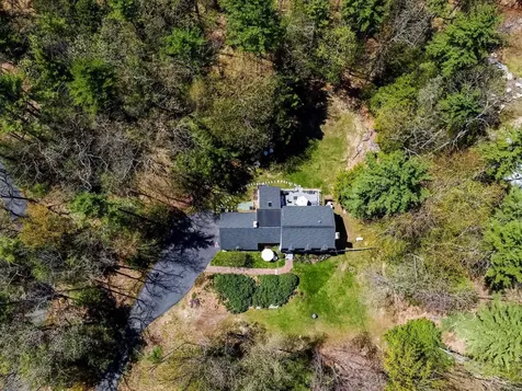 10 Greenbriar Lane Amherst NH 03031