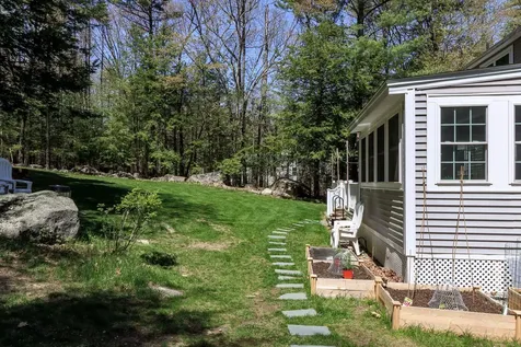 10 Greenbriar Lane Amherst NH 03031