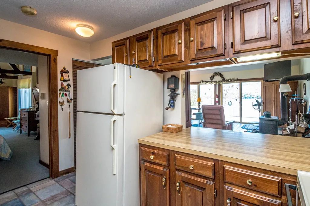 26 Private West 4 Maidstone VT 05905