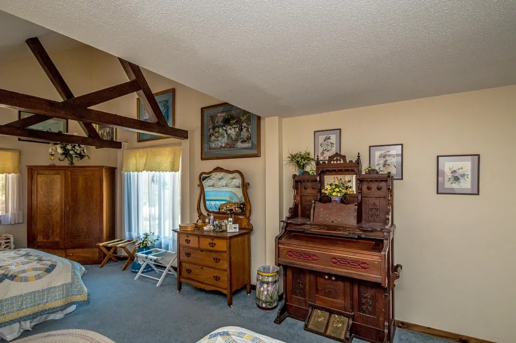 26 Private West 4 Maidstone VT 05905