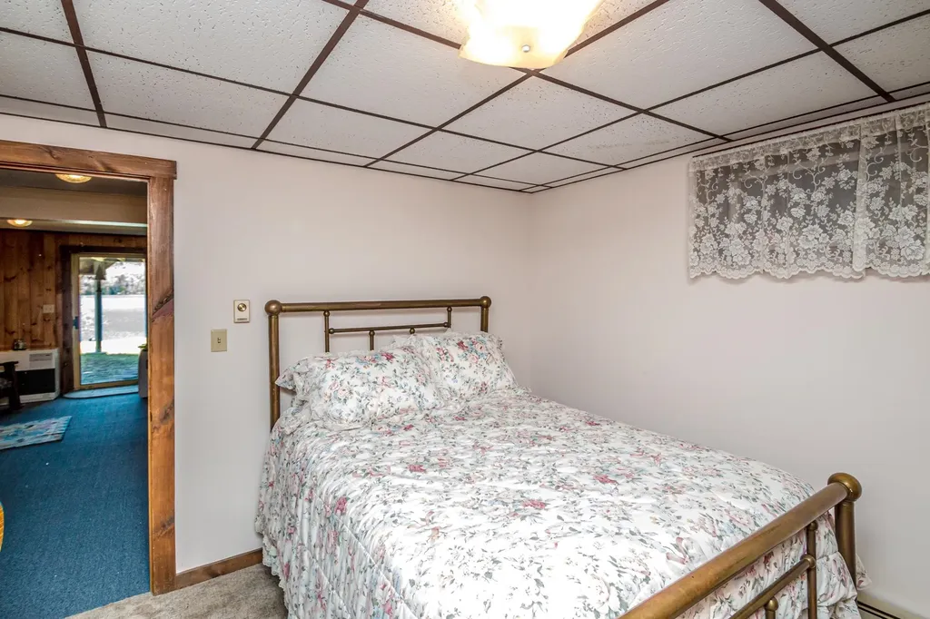 26 Private West 4 Maidstone VT 05905