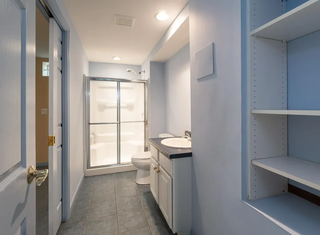 5 Mosswood Circle Amherst NH 03031