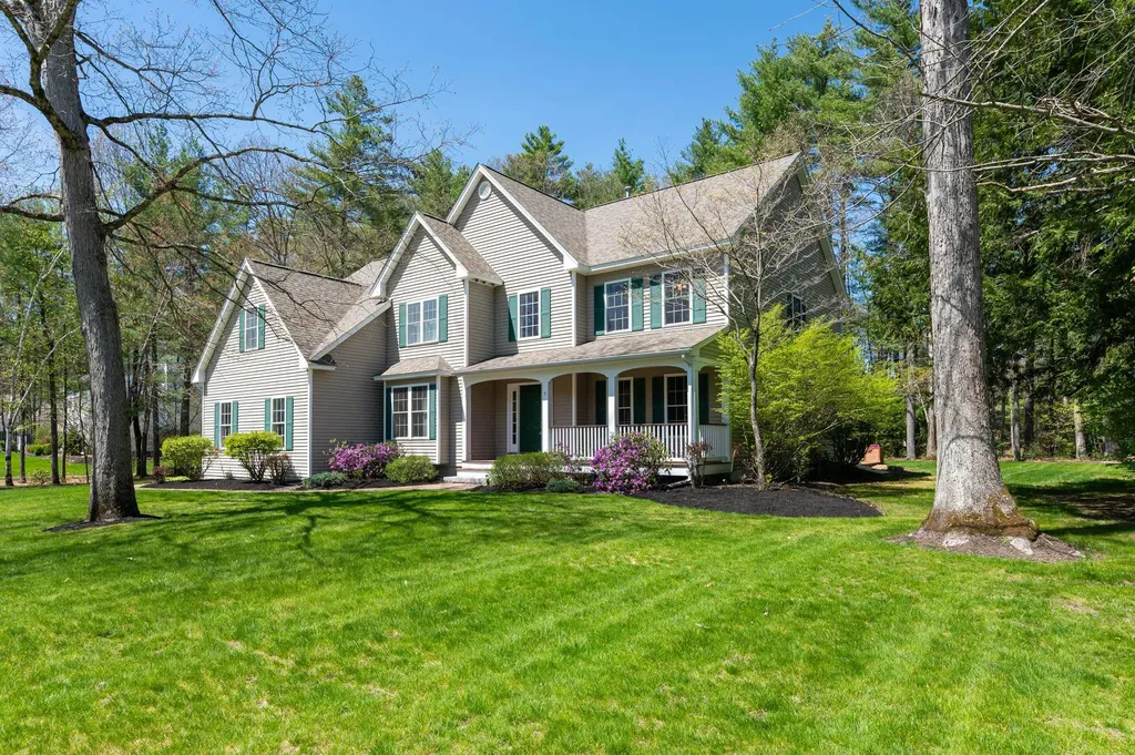 5 Mosswood Circle Amherst NH 03031