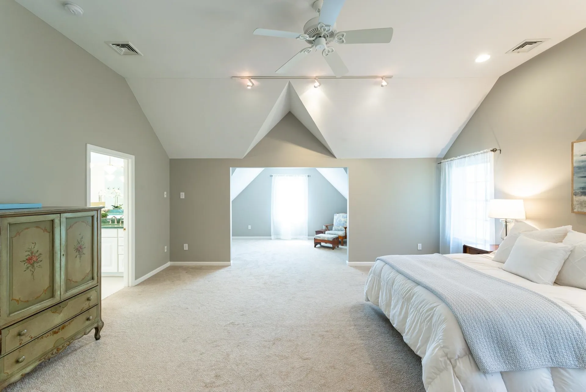 5 Mosswood Circle Amherst NH 03031