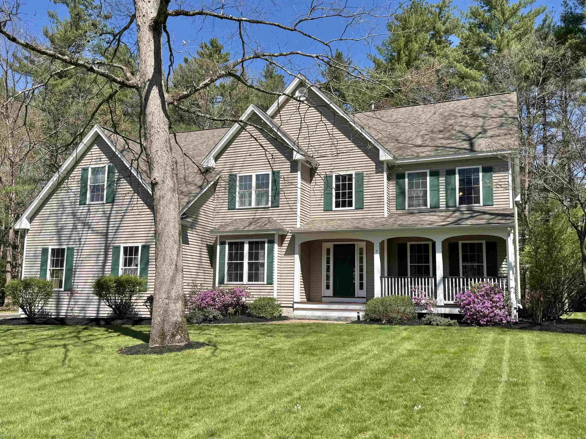 5 Mosswood Circle Amherst NH 03031