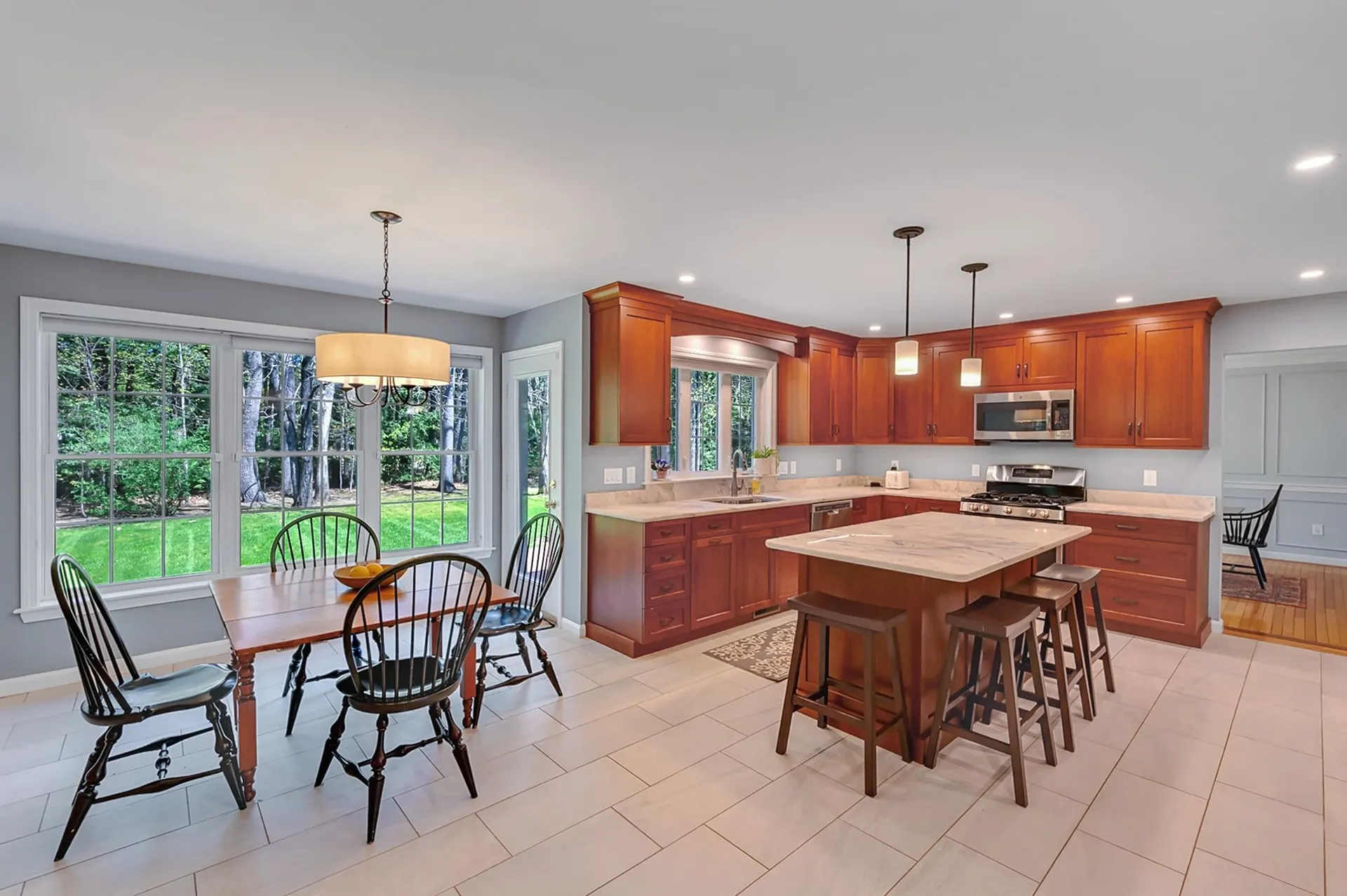 5 Mosswood Circle Amherst NH 03031