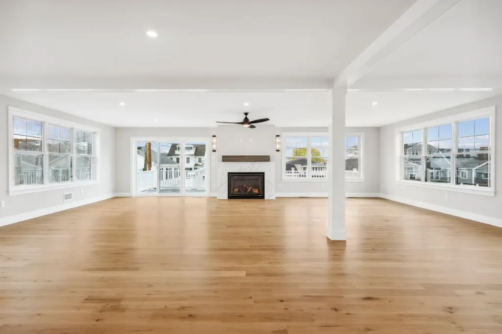 172 Tilton Street Seabrook NH 03874