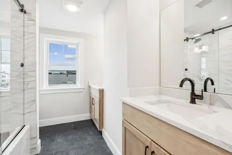 172 Tilton Street Seabrook NH 03874