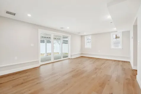 172 Tilton Street Seabrook NH 03874