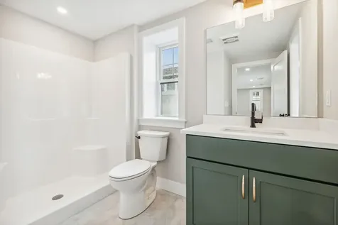 172 Tilton Street Seabrook NH 03874