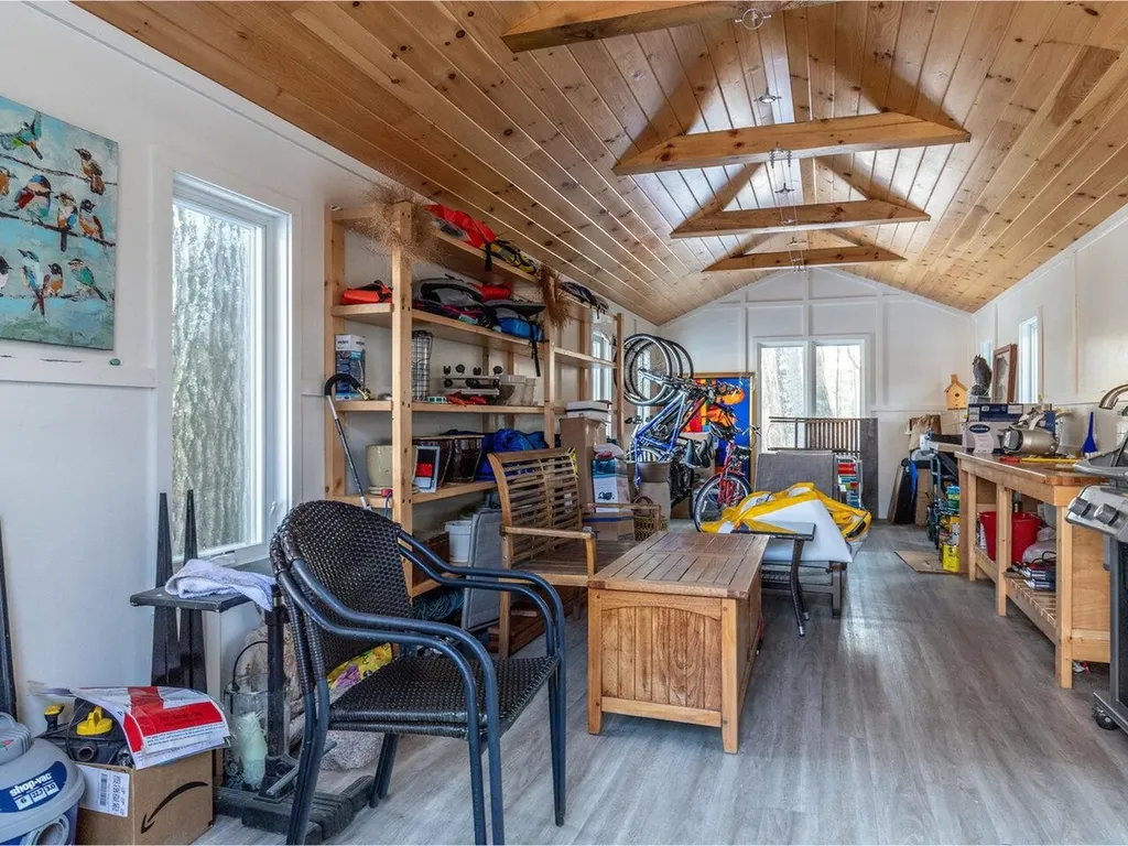 25 Oakledge Drive Burlington VT 05401