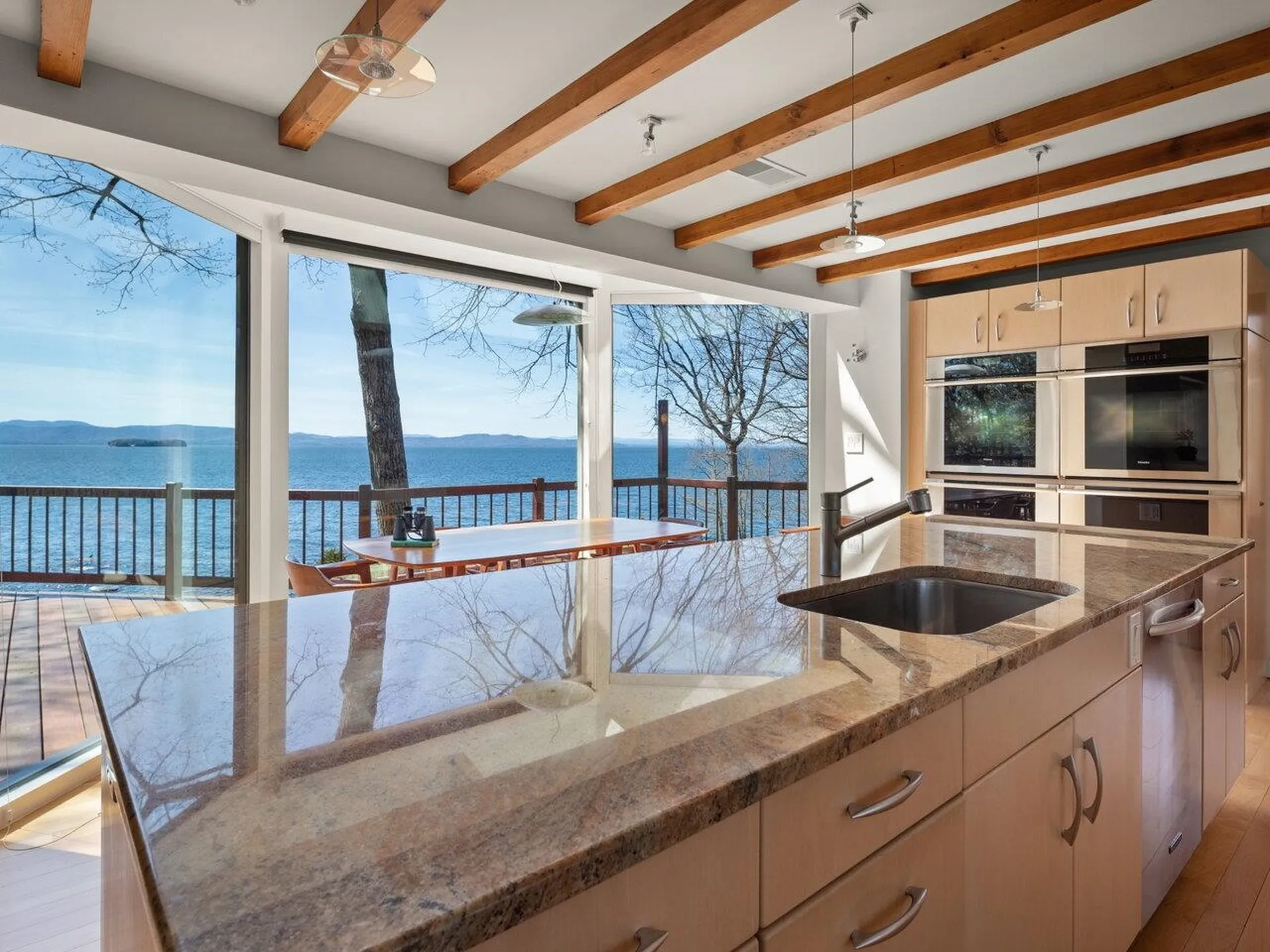 25 Oakledge Drive Burlington VT 05401