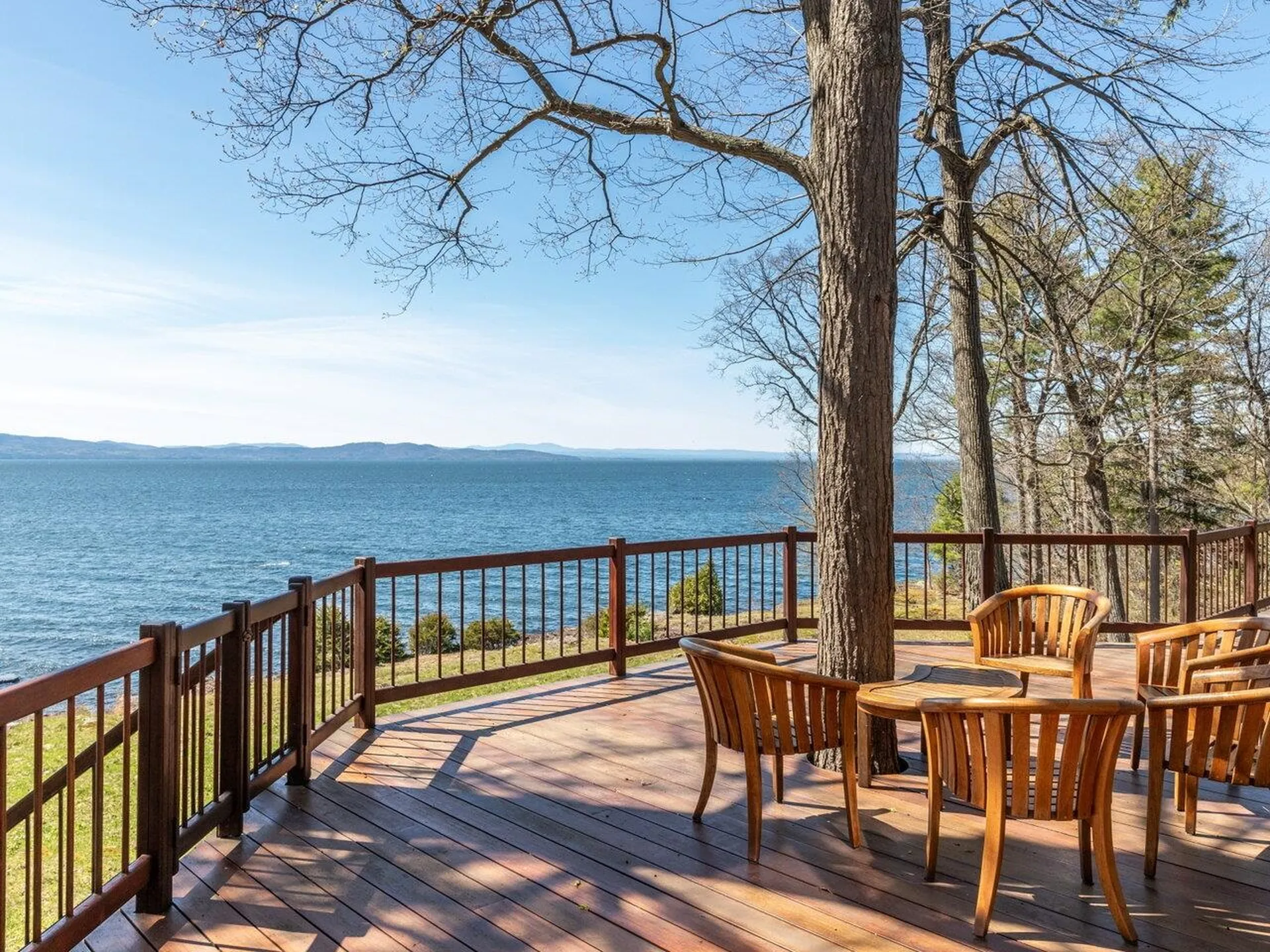 25 Oakledge Drive Burlington VT 05401