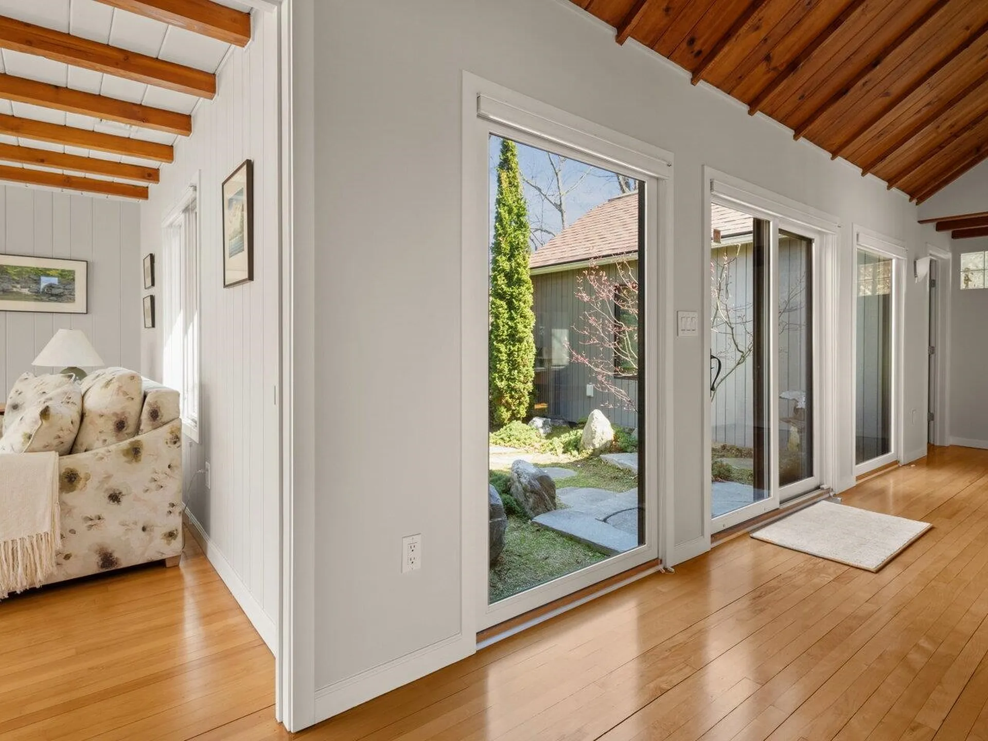 25 Oakledge Drive Burlington VT 05401