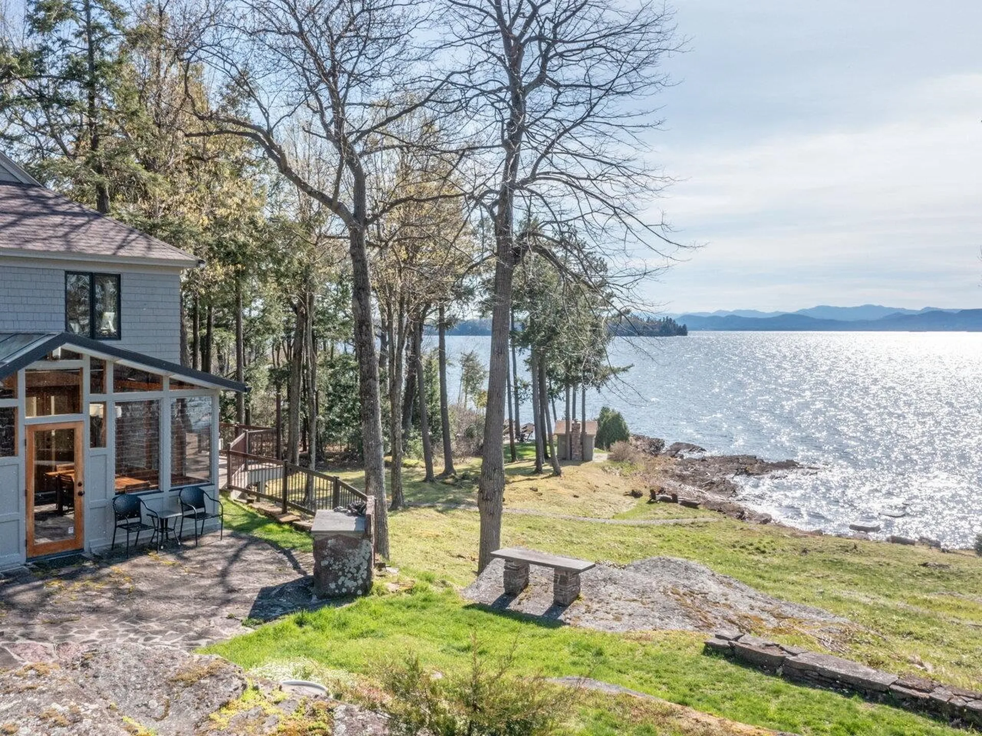 25 Oakledge Drive Burlington VT 05401