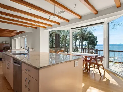 25 Oakledge Drive Burlington VT 05401