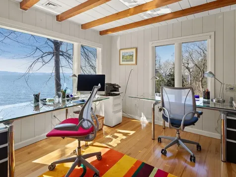 25 Oakledge Drive Burlington VT 05401