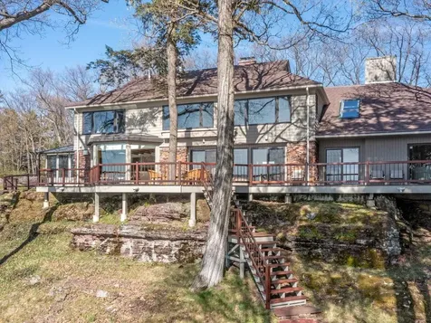 25 Oakledge Drive Burlington VT 05401