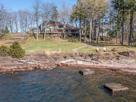 25 Oakledge Drive Burlington VT 05401