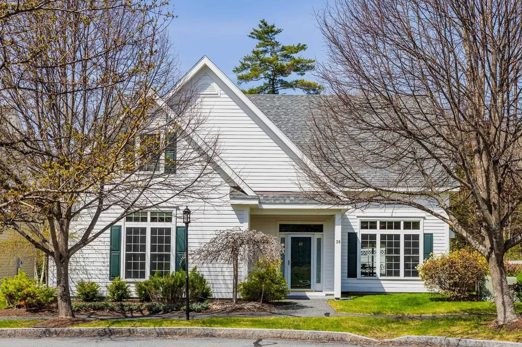 28 Stonehurst Common Hanover NH 03755