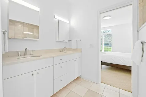 28 Stonehurst Common Hanover NH 03755