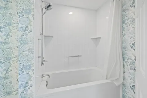 28 Stonehurst Common Hanover NH 03755