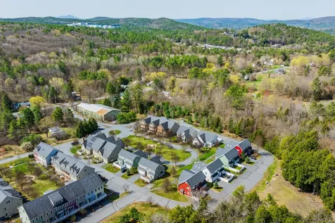 28 Stonehurst Common Hanover NH 03755