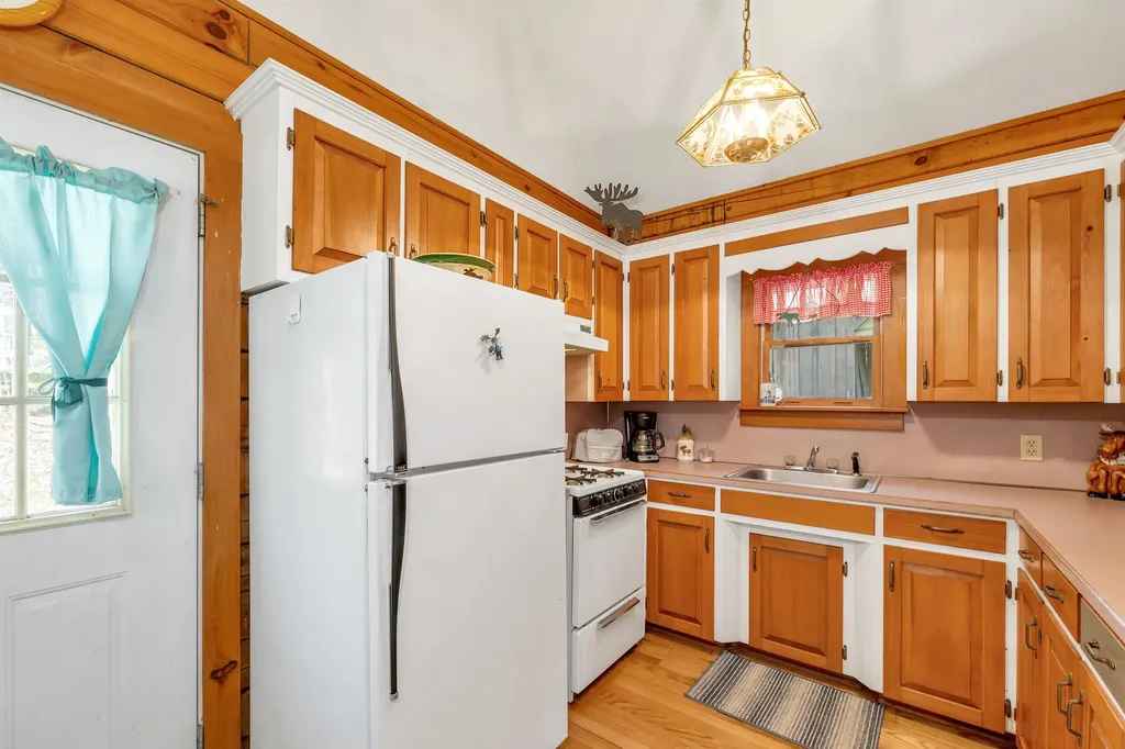 448 Sawyer Highway Warren NH 03279