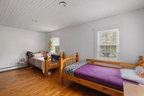 23-25 Cedar Street Newmarket NH 03857