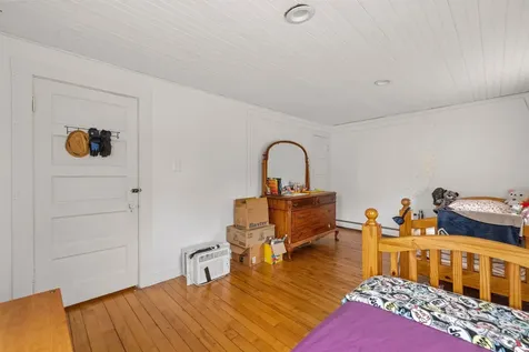 23-25 Cedar Street Newmarket NH 03857