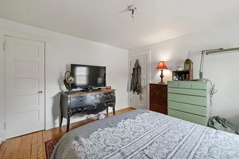 23-25 Cedar Street Newmarket NH 03857