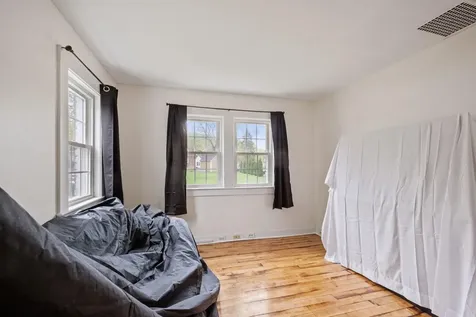 23-25 Cedar Street Newmarket NH 03857