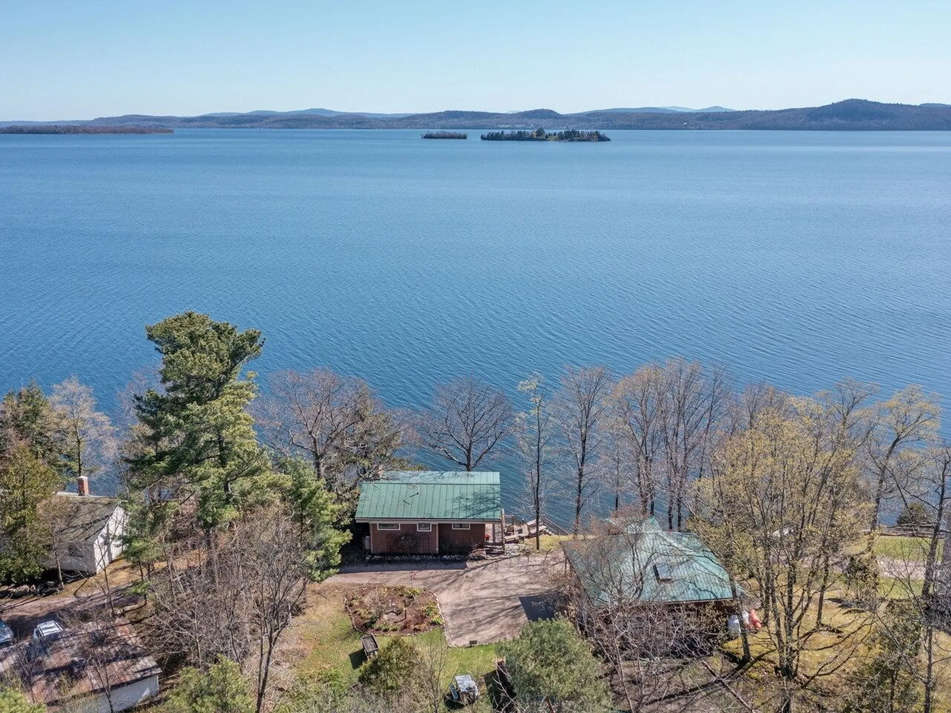 28 Idlewild Road South Hero VT 05486