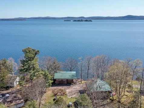 28 Idlewild Road South Hero VT 05486