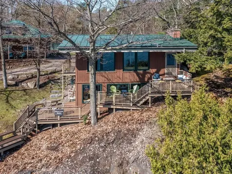 28 Idlewild Road South Hero VT 05486