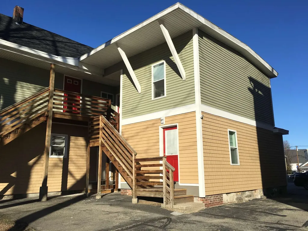 53 Walker Street Manchester NH 03103