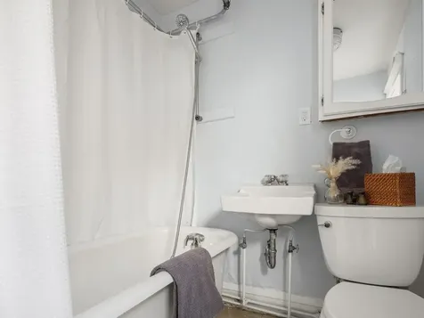 244 North Street Burlington VT 05401