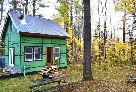 2305 West Hill Road Roxbury VT 05669