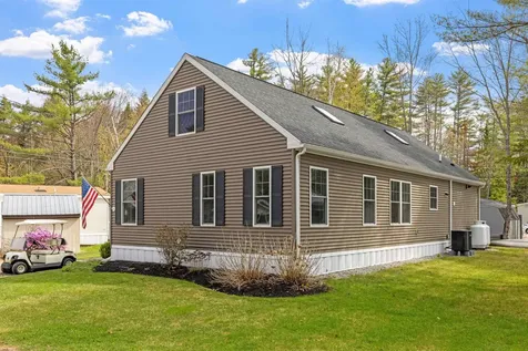 4 Barvel Whang Road Tuftonboro NH 03816
