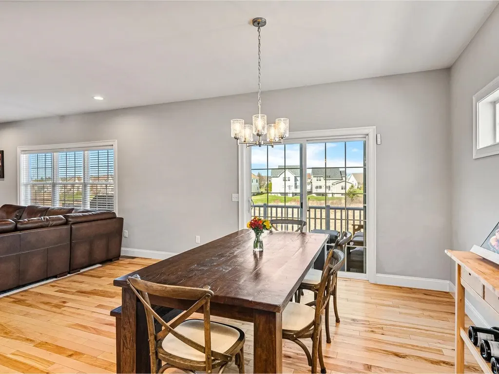228 Sommerfield Avenue South Burlington VT 05403