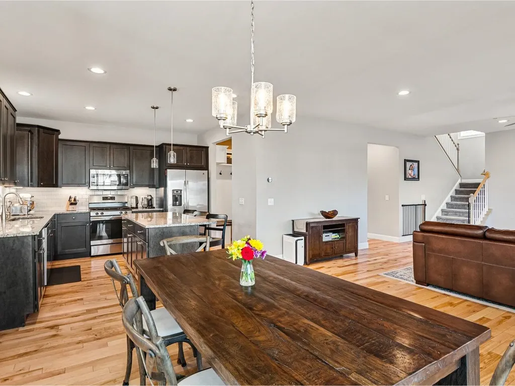 228 Sommerfield Avenue South Burlington VT 05403