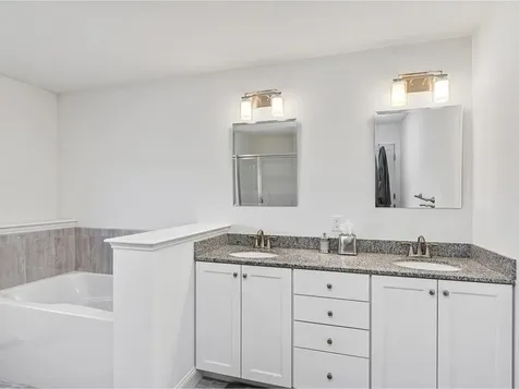 228 Sommerfield Avenue South Burlington VT 05403