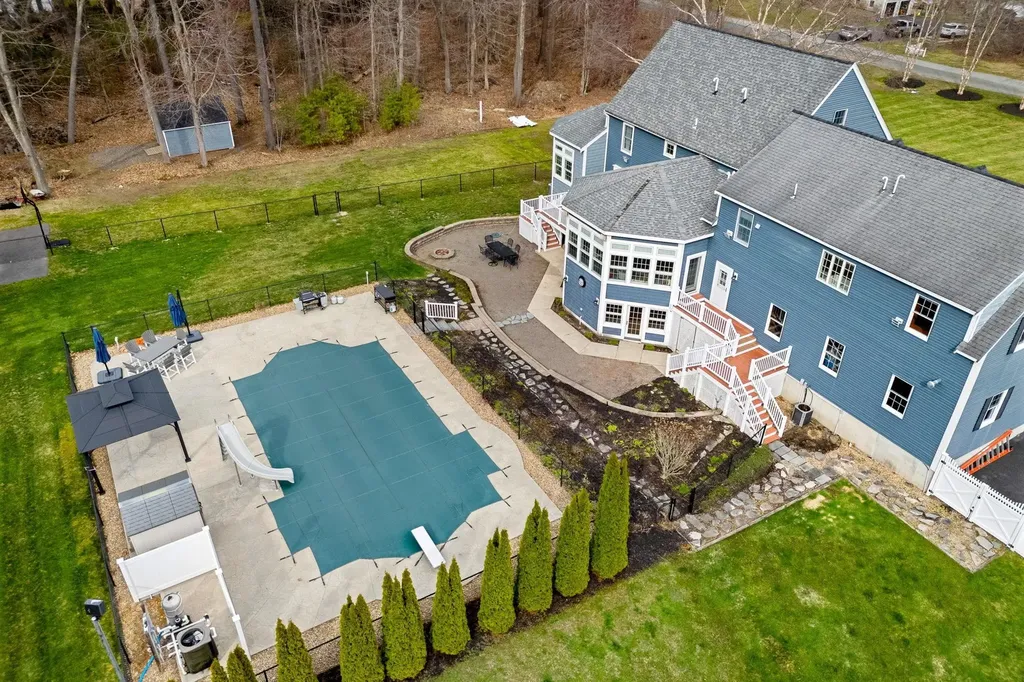 8 Palis Drive Salisbury MA 01952
