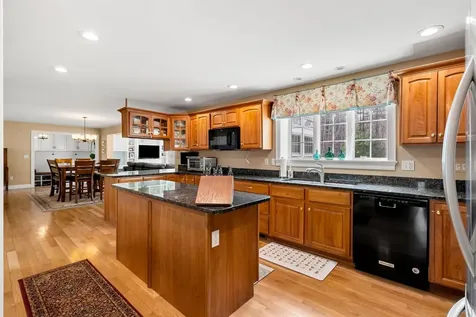 8 Palis Drive Salisbury MA 01952