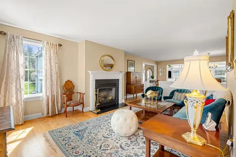 8 Palis Drive Salisbury MA 01952